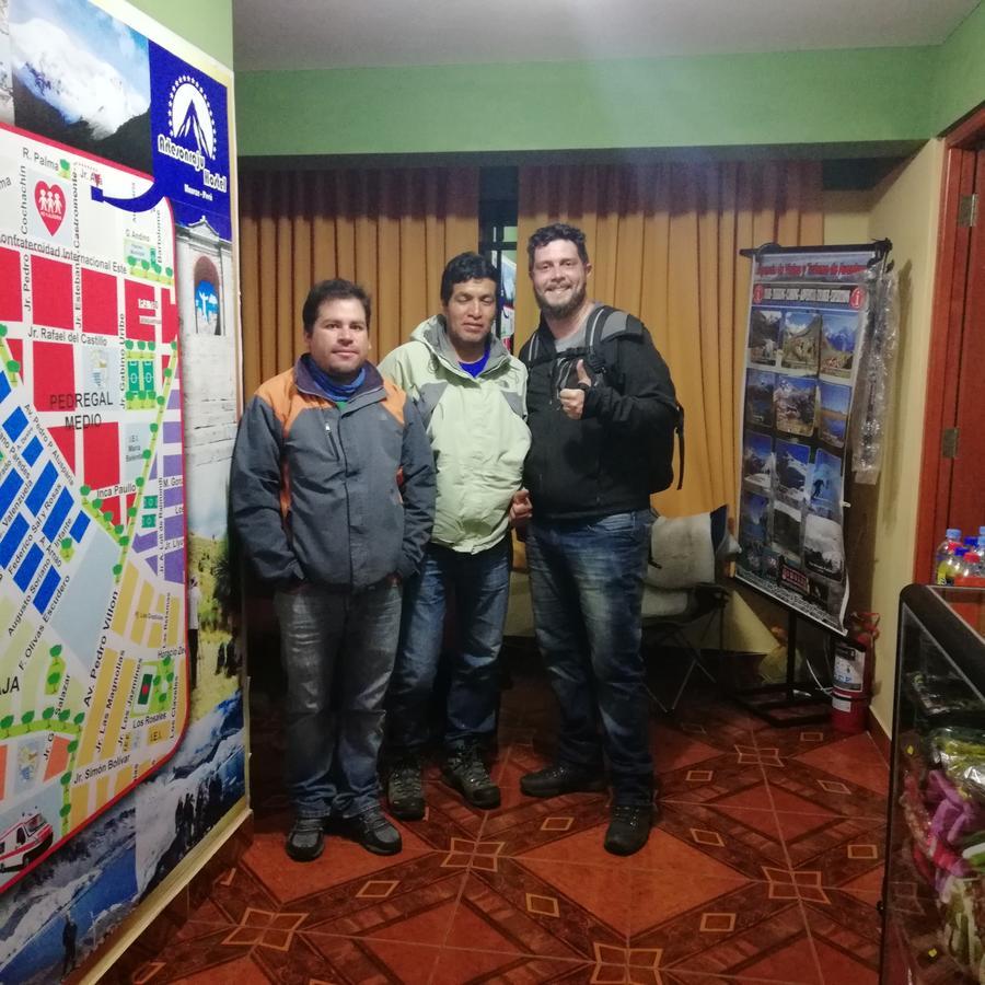 Artesonraju Hostel Huaraz Buitenkant foto